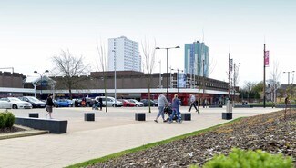 Plus de détails pour Pendleton Way, Salford - Commerce de détail à louer