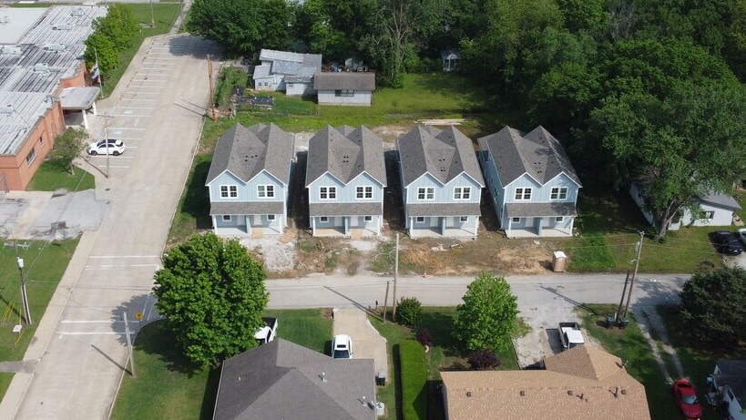 718 N Weenonah Ave, Claremore, OK for sale Aerial- Image 1 of 16