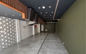 322 Union Ave, Brooklyn, NY for lease Interior Photo- Image 2 of 4
