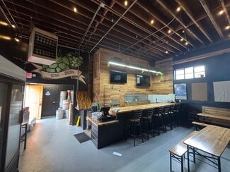 Plus de détails pour 780 Old County Rd, Belmont, CA - Industriel à louer