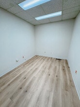 2109 London Line, Sarnia, ON à louer Photo intérieure- Image 2 de 4