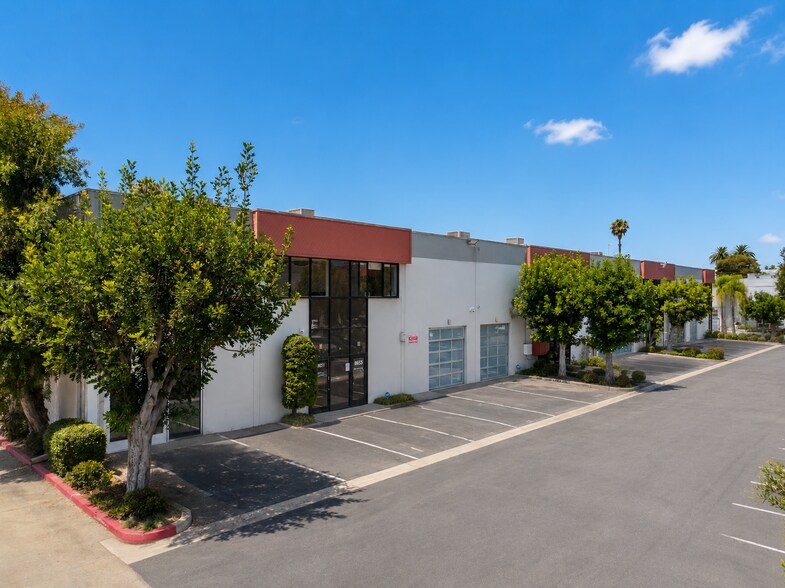 8637-8649 Hayden Pl, Culver City, CA à louer - Photo du bâtiment - Image 1 de 14