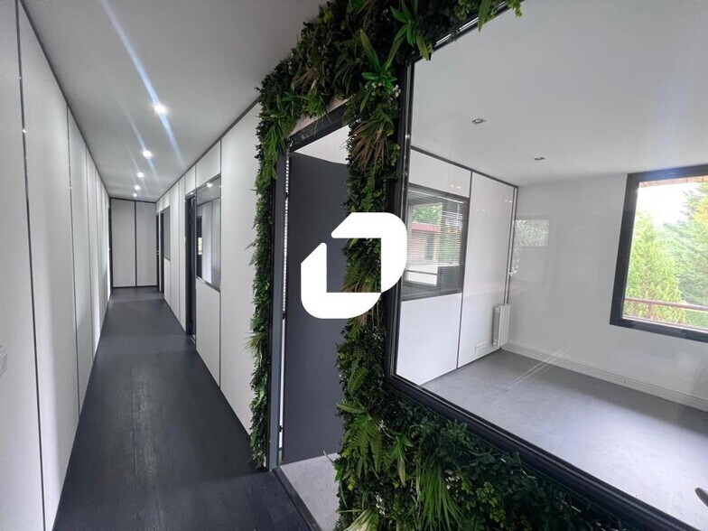 9 Rue De Courtalin, Magny-le-Hongre à vendre - Photo intérieure - Image 2 de 12