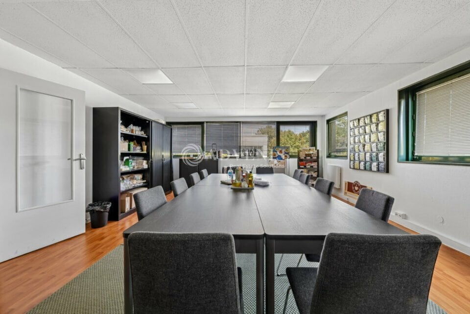 Office in Lognes for sale Interior Photo- Image 1 of 13
