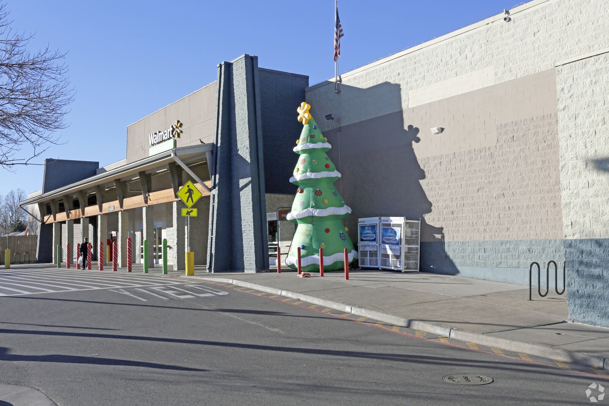 10400 E Colfax Ave, Aurora, CO à louer Photo principale- Image 1 de 6