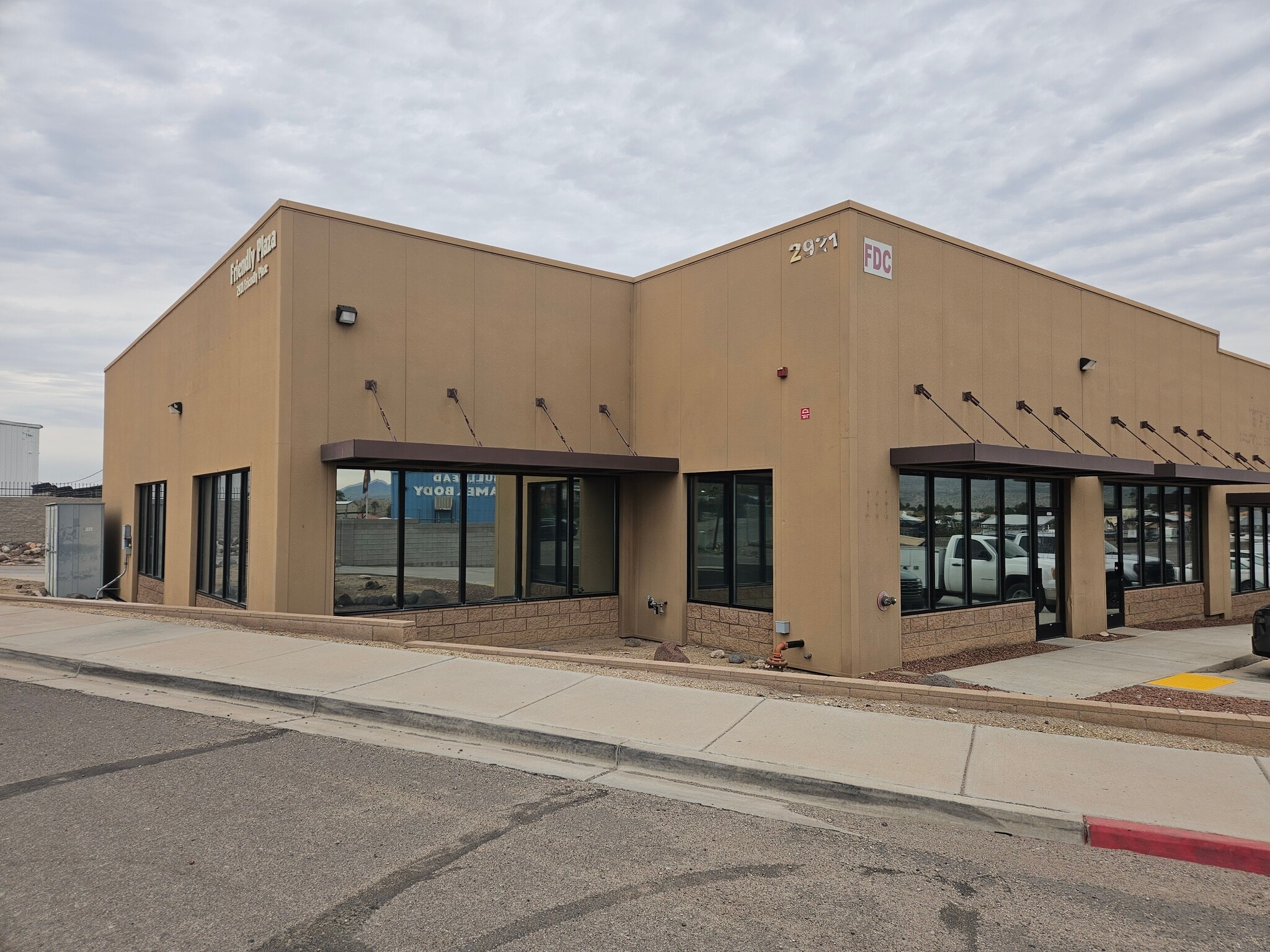 2921 Friendly Pl, Bullhead City, AZ for lease Building Photo- Image 1 of 20