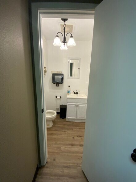 1214 S 31st St, Temple, TX à louer - Photo intérieure - Image 3 de 12