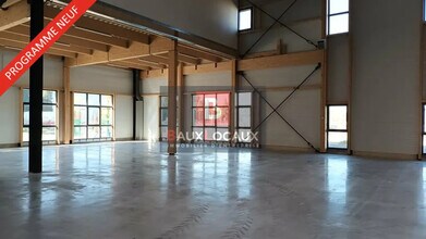 Flex in Graveson for lease Interior Photo- Image 1 of 7