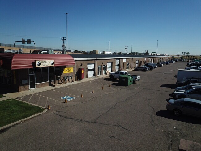 Plus de détails pour 7152 Washington St, Denver, CO - Industriel à louer