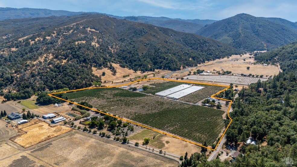 2000 Clover Valley Rd, Upper Lake, CA for sale - Building Photo - Image 2 of 23