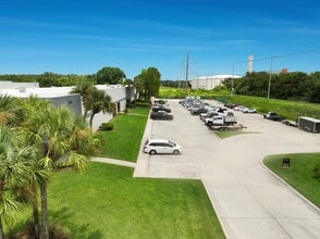 9862-9876 Currie Davis Dr, Tampa, FL - Aérien Vue de la carte - Image1