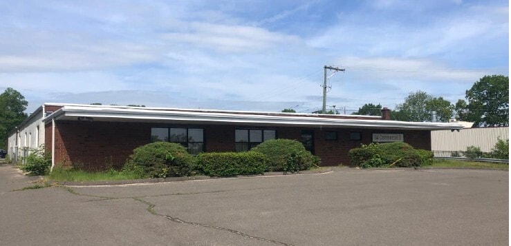 178 and 184 Commercial St in Watertown portfolio of 2 properties for sale on LoopNet.ca - Building Photo - Image 2 of 7