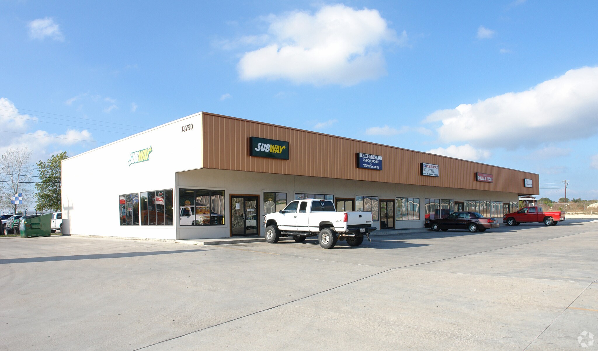 13750 W Highway 29, Liberty Hill, TX à louer Photo du bâtiment- Image 1 de 2