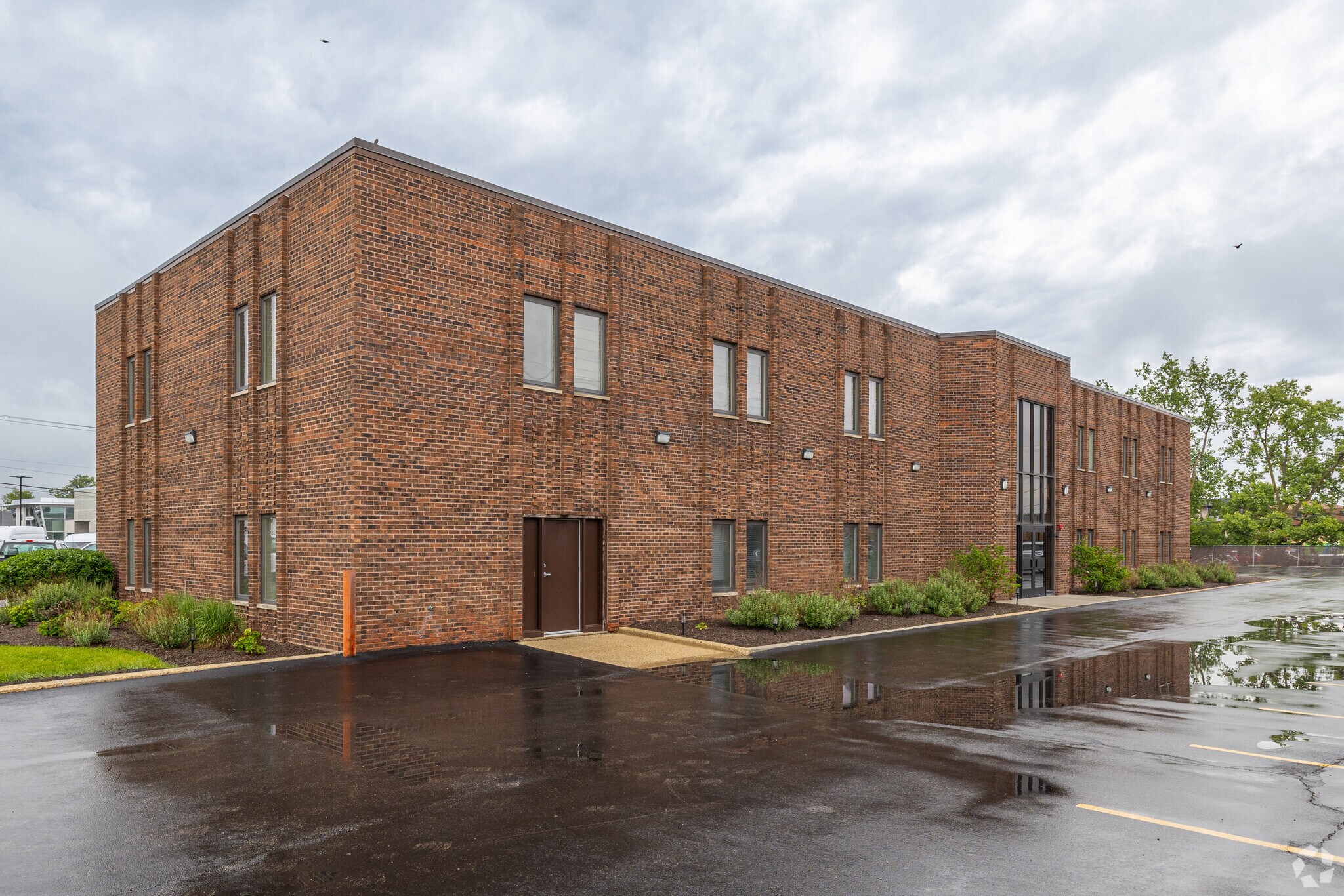 231 W Grand Ave, Bensenville, IL à vendre Photo principale- Image 1 de 22