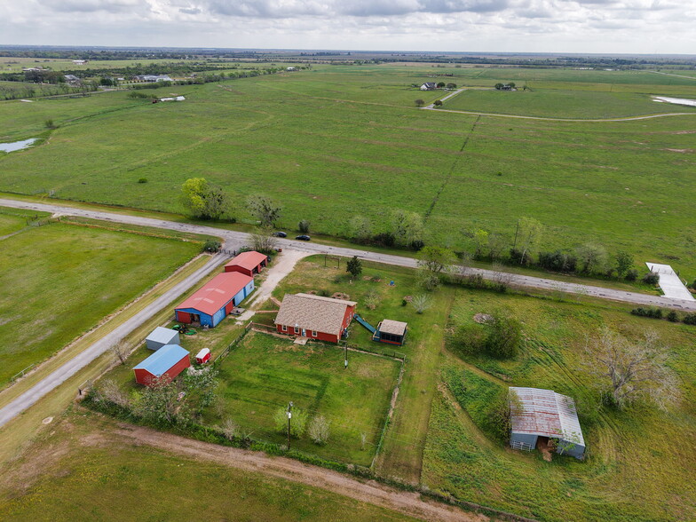 10191 Bonner Rd, Pattison, TX à vendre - Photo du bâtiment - Image 2 de 44