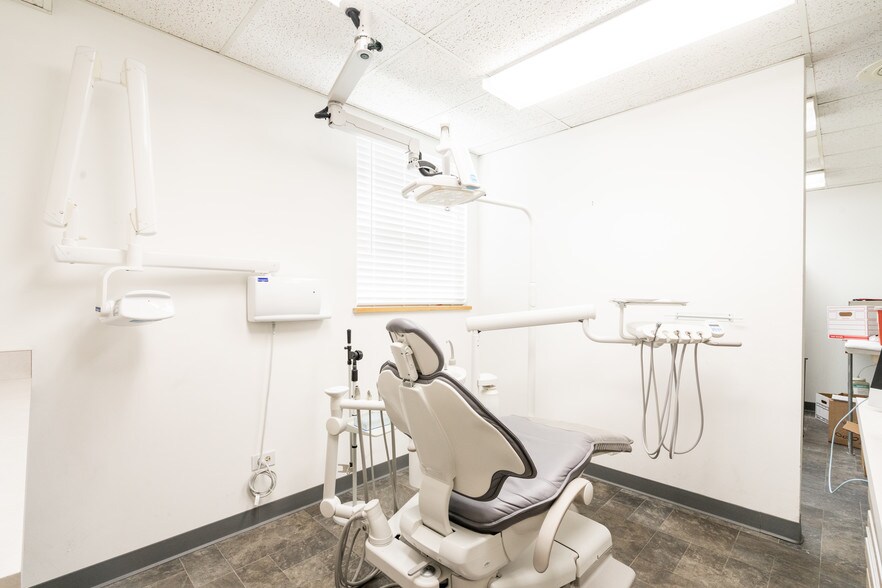 8850 W 38th Ave, Wheat Ridge, CO à louer - Photo intérieure - Image 3 de 37