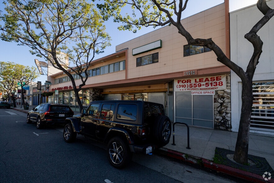 14534-14542 Ventura Blvd, Sherman Oaks, CA for lease - Primary Photo - Image 1 of 6