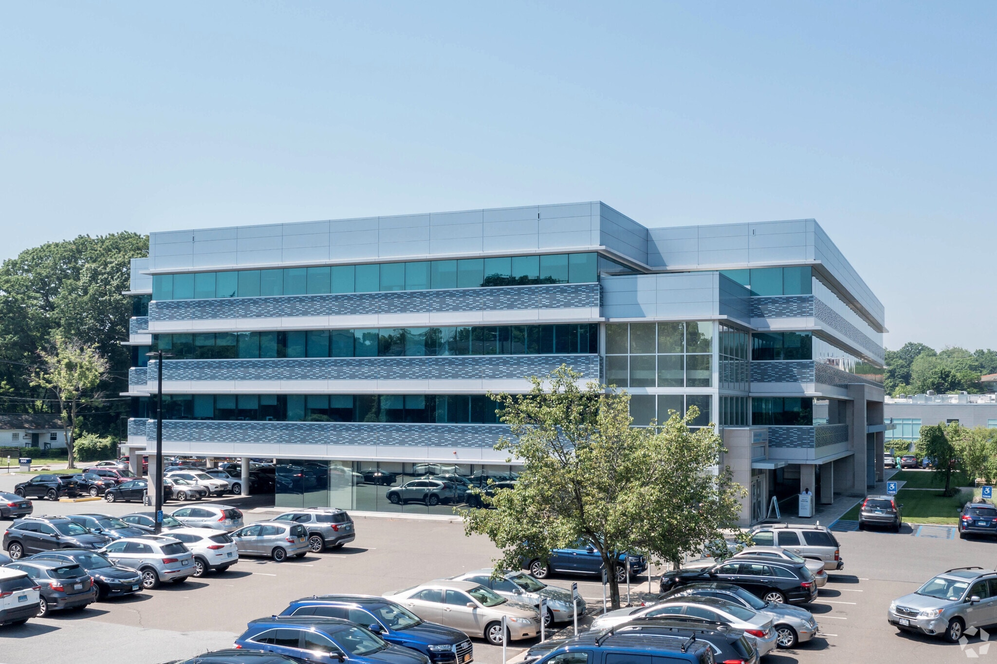 500 W Putnam Ave, Greenwich, CT for lease Building Photo- Image 1 of 4