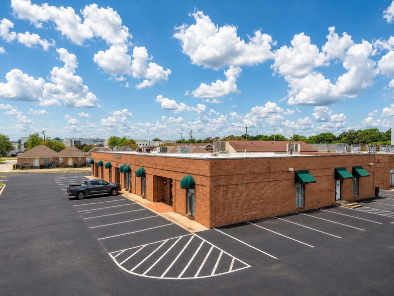 4165 Carmichael Rd & 1420 I-85 Pkwy portefeuille de 1 propriétés à vendre sur LoopNet.ca - Photo du bâtiment - Image 3 de 8