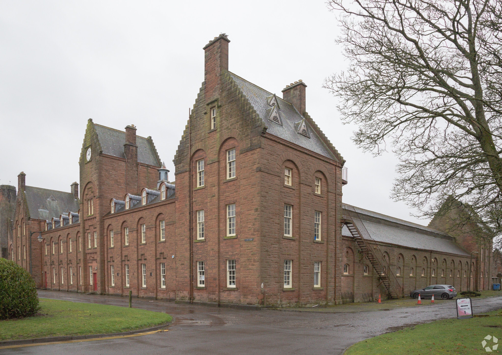 Bankend Rd, Dumfries for lease Primary Photo- Image 1 of 3