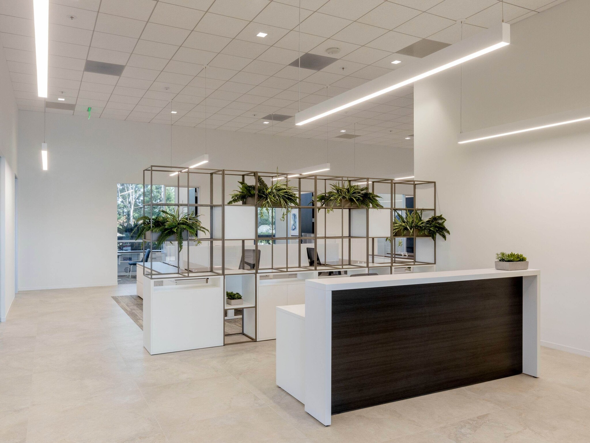 620 Newport Center Dr, Newport Beach, CA for lease Interior Photo- Image 1 of 19