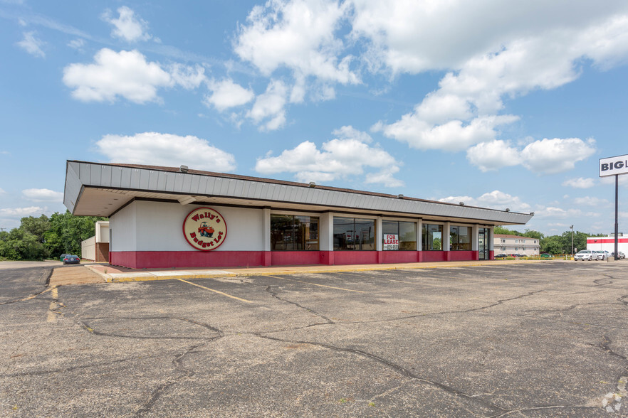 1975 W State St, Alliance, OH for sale - Primary Photo - Image 1 of 1