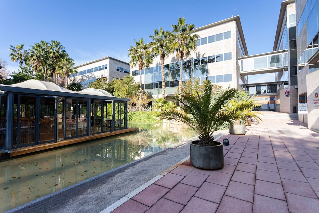 Carretera Hospitalet, 147, Cornellà de Llobregat, Barcelona for lease Building Photo- Image 1 of 1