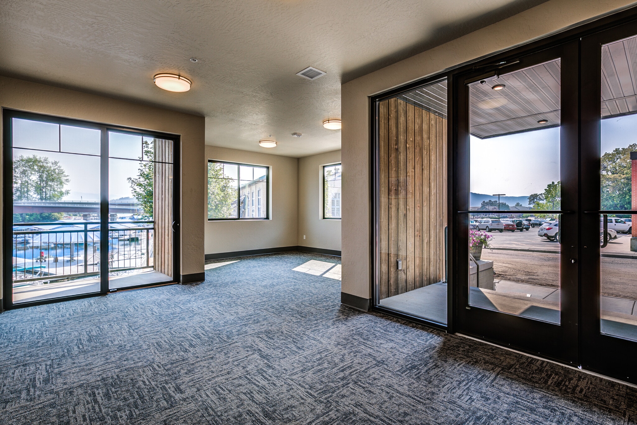 115 E Lake St, Sandpoint, ID for lease Interior Photo- Image 1 of 13