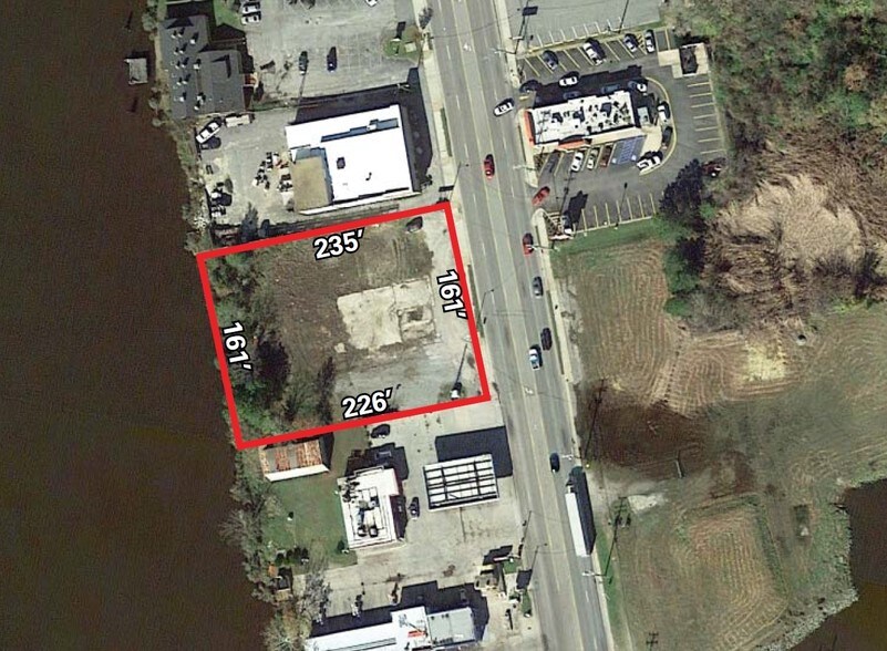 723 N Main St, Suffolk, VA à vendre - Photo du bâtiment - Image 1 de 2