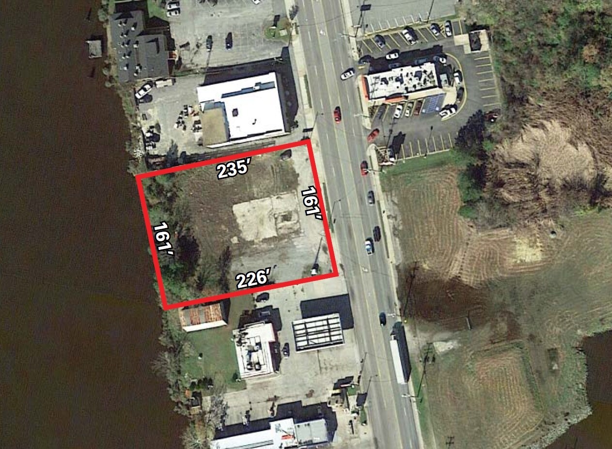 723 N Main St, Suffolk, VA à vendre Photo du bâtiment- Image 1 de 3