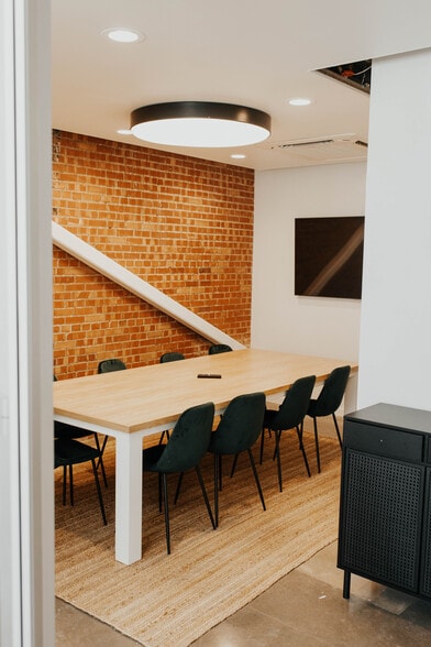 1214 N Hudson Ave, Oklahoma City, OK à louer - Photo intérieure - Image 3 de 21