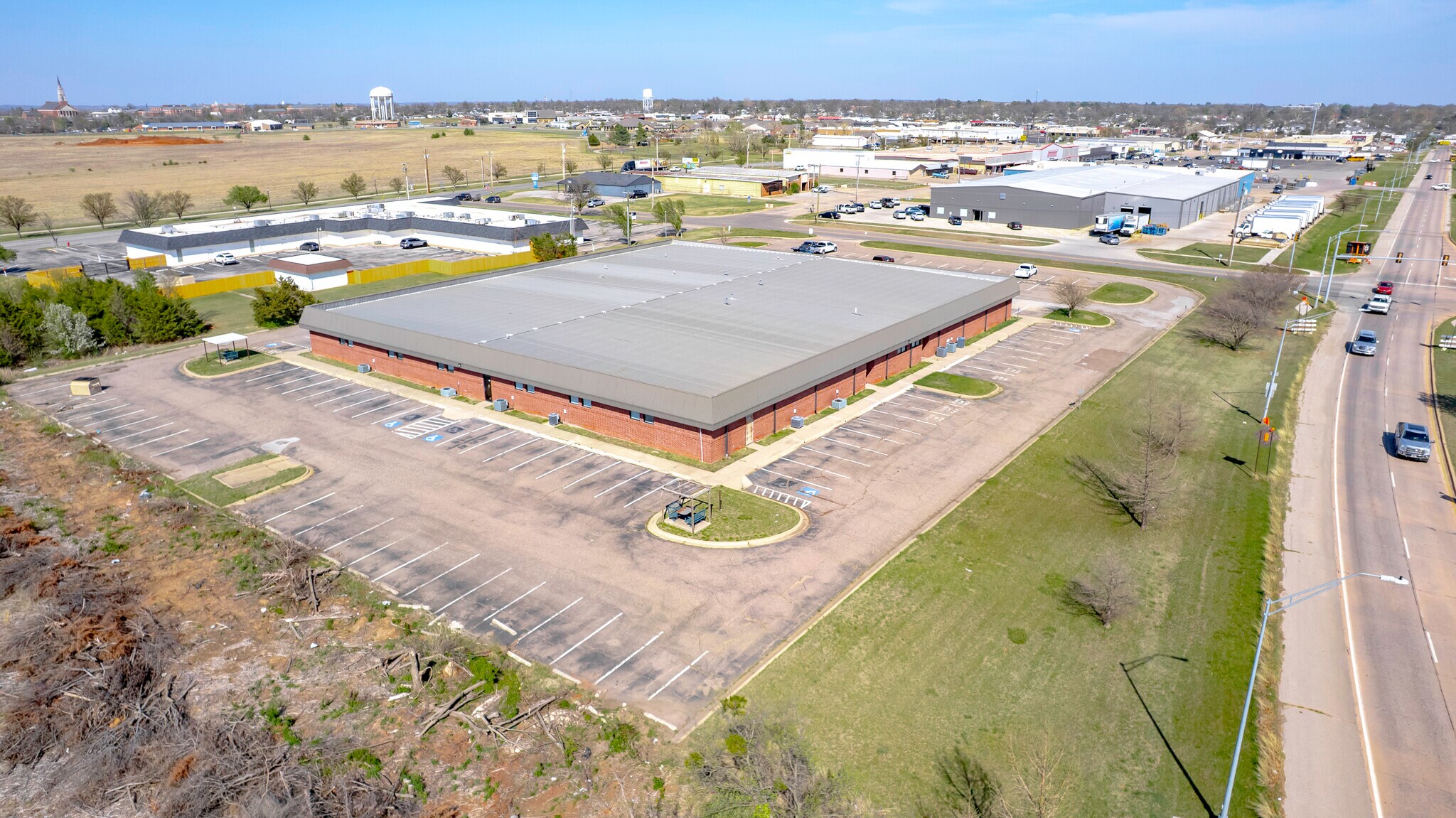 1400 N Kennedy Ave, Shawnee, OK for sale Building Photo- Image 1 of 61