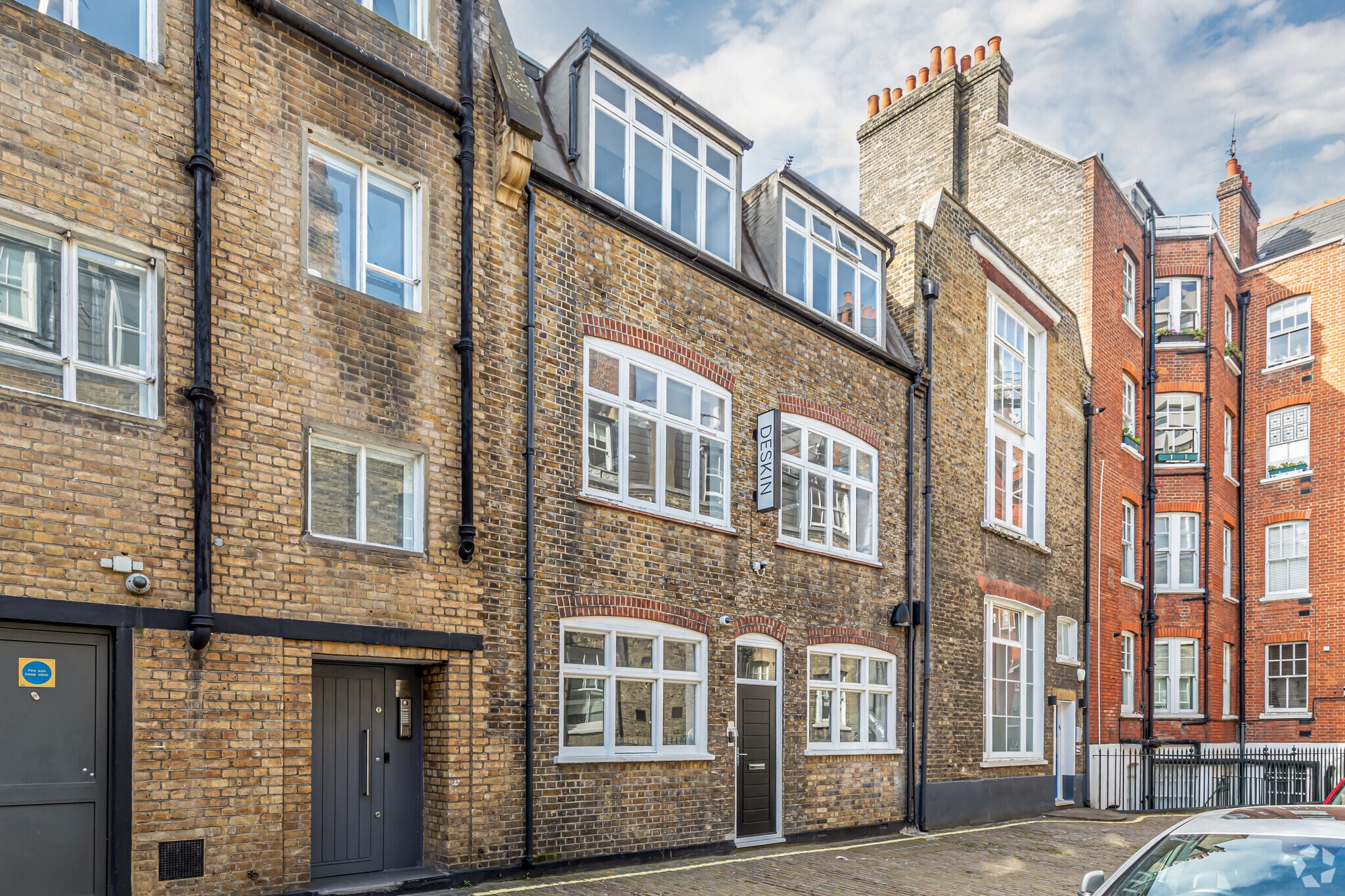 13 David Mews, London for lease Primary Photo- Image 1 of 19