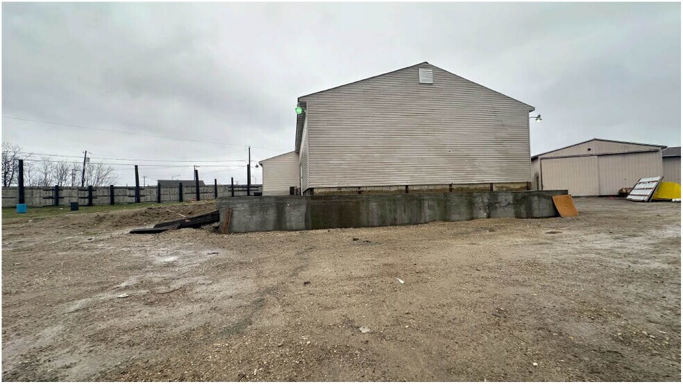 4521 N Frederick Pike, Dayton, OH à vendre - Photo du bâtiment - Image 3 de 16