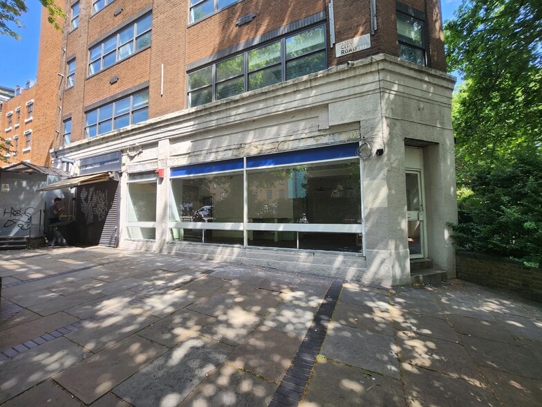 391 City Rd, London for lease - Building Photo - Image 1 of 6