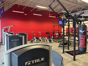 6750 Hollywood Blvd, Delmont, PA à louer Photo intérieure- Image 2 de 13