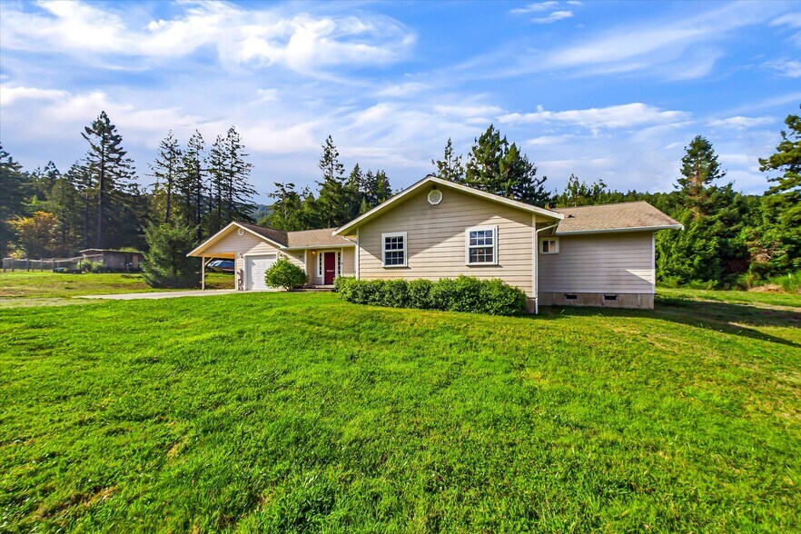 255 Sorenson Rd, Redcrest, CA for sale - Building Photo - Image 3 of 94