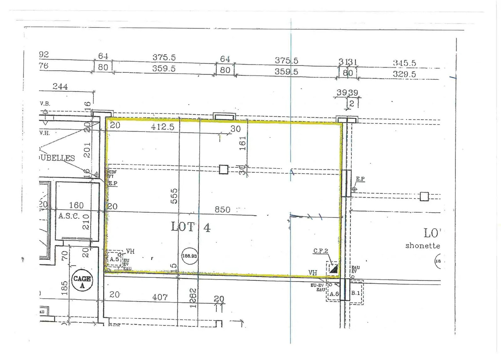 Retail in Décines-Charpieu for lease Floor Plan- Image 1 of 3