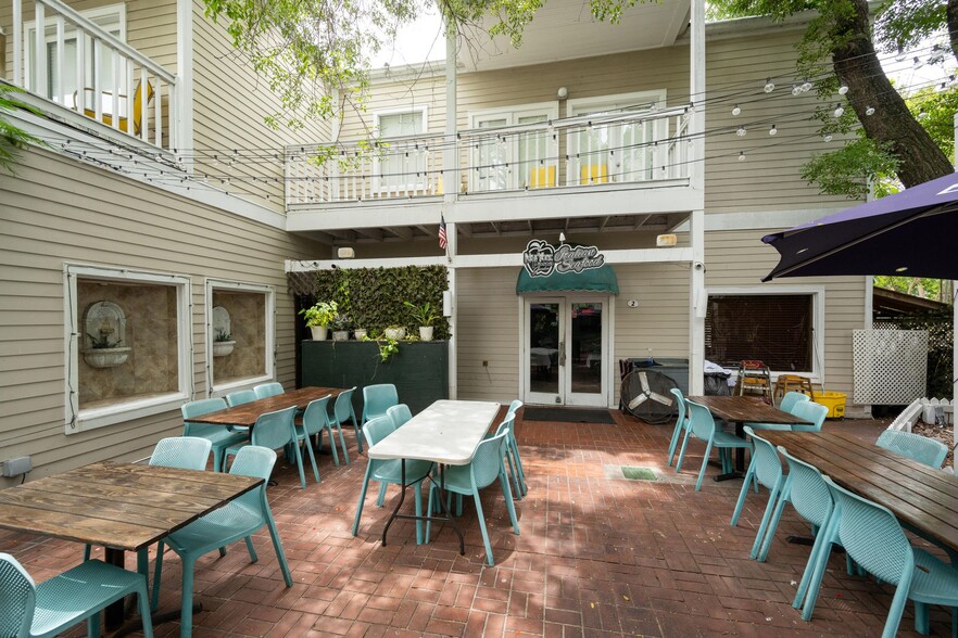 1075 Duval St, Key West, FL à vendre - Photo du bâtiment - Image 1 de 18