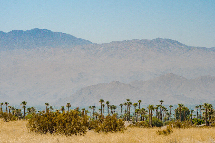 Vista Del Sol, Rancho Mirage, CA à vendre - Photo du bâtiment - Image 1 de 29