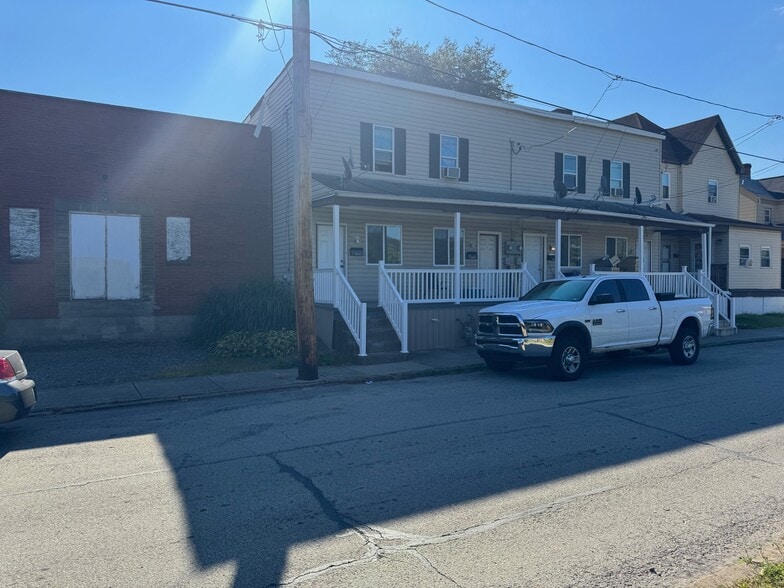 609 Allegheny Ave, Glassport, PA for sale - Building Photo - Image 2 of 14