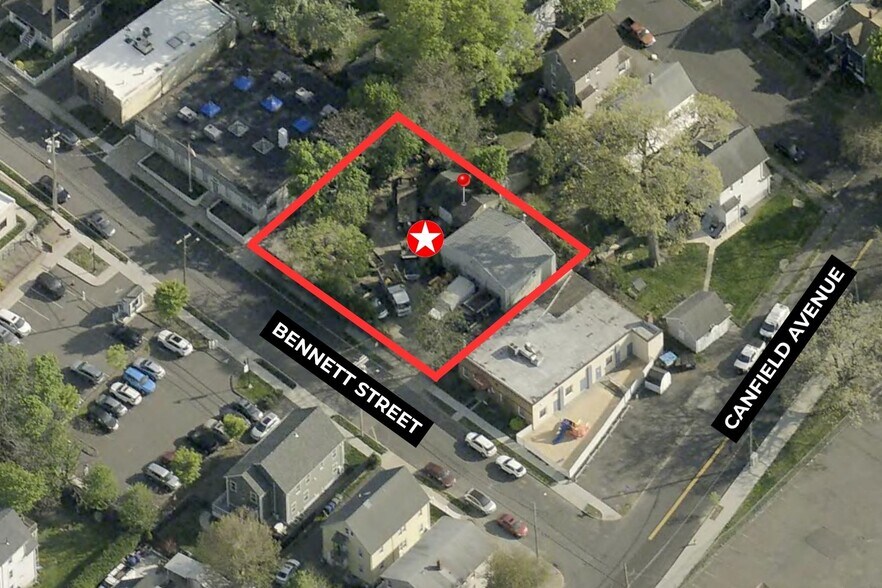213-223 Bennett St, Bridgeport, CT à vendre - Aérien - Image 2 de 5