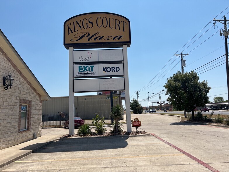 4003 W Stan Schlueter Loop, Killeen, TX for lease - Building Photo - Image 2 of 16