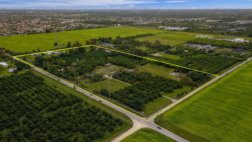 19051 SW 147th Ave, Miami, FL for sale - Building Photo - Image 2 of 28