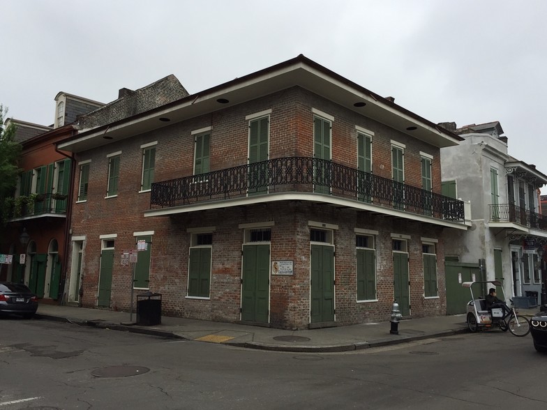 942 Bourbon St, New Orleans, LA à vendre - Photo du bâtiment - Image 1 de 1