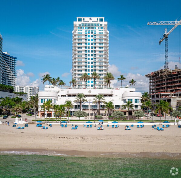 505 N Fort Lauderdale Beach Blvd, Fort Lauderdale, FL à vendre - Photo du bâtiment - Image 2 de 18