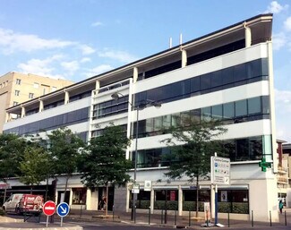 Plus de détails pour 21 Avenue De Colmar, Rueil-Malmaison - Bureau à louer
