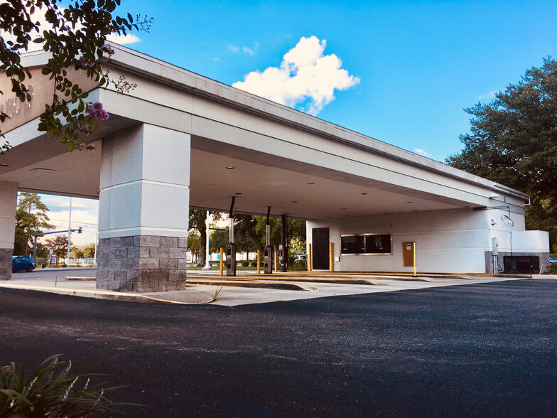 10740 Balmoral Cir, Jacksonville, FL for lease - Building Photo - Image 1 of 3