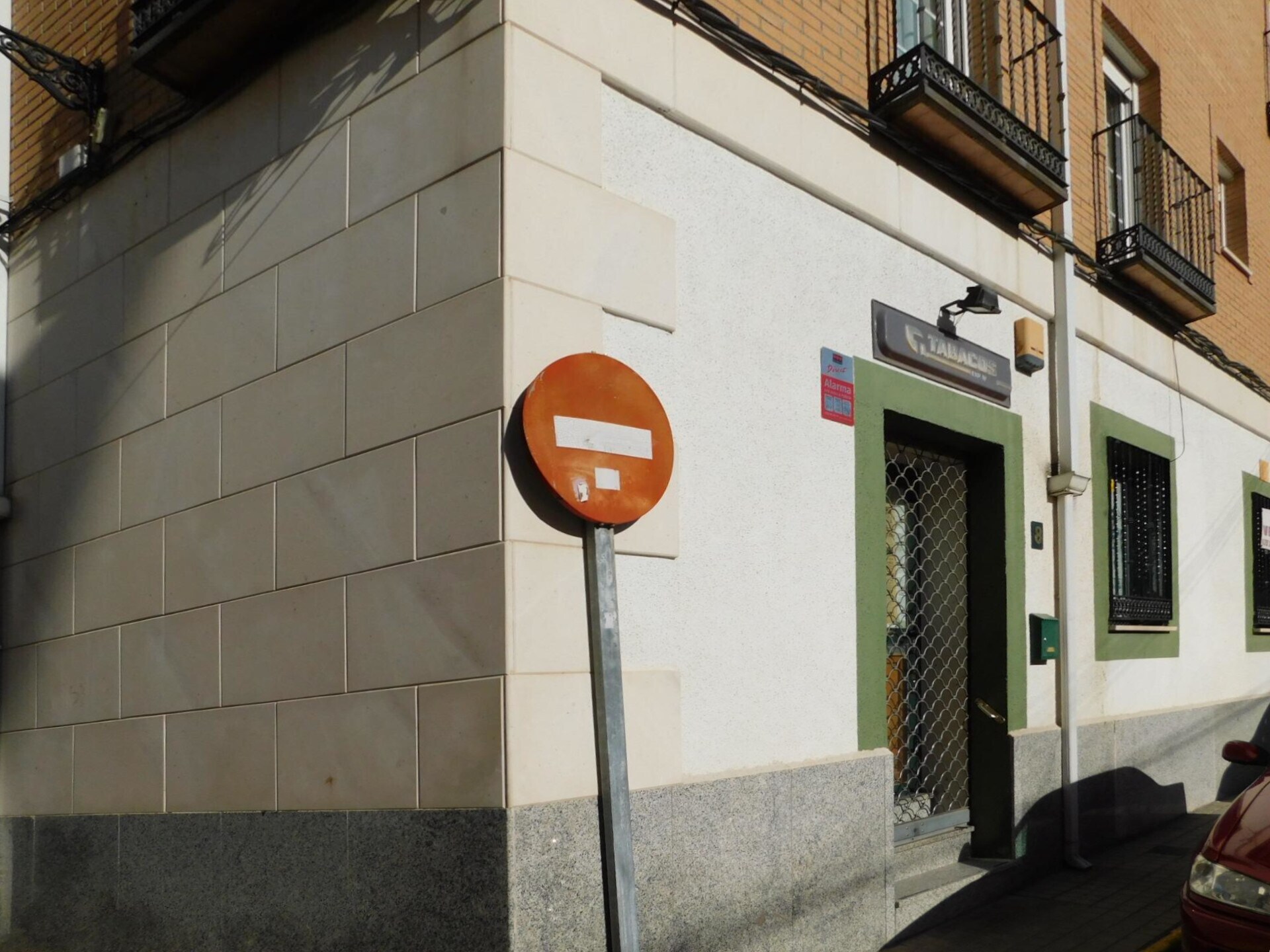 Retail in Illescas, Toledo for lease Interior Photo- Image 1 of 16