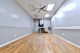 More details for 451 Grandview Ave, Ridgewood, NY - Retail for Lease